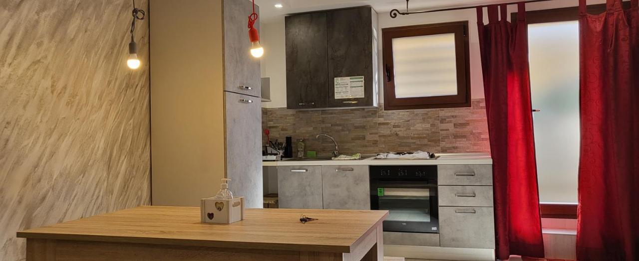 Holithªy Molª Bed & Breakfast โมลา ดิ บารี ภายนอก รูปภาพ