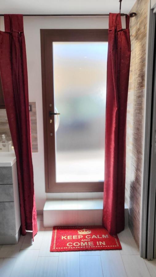Holithªy Molª Bed & Breakfast โมลา ดิ บารี ภายนอก รูปภาพ